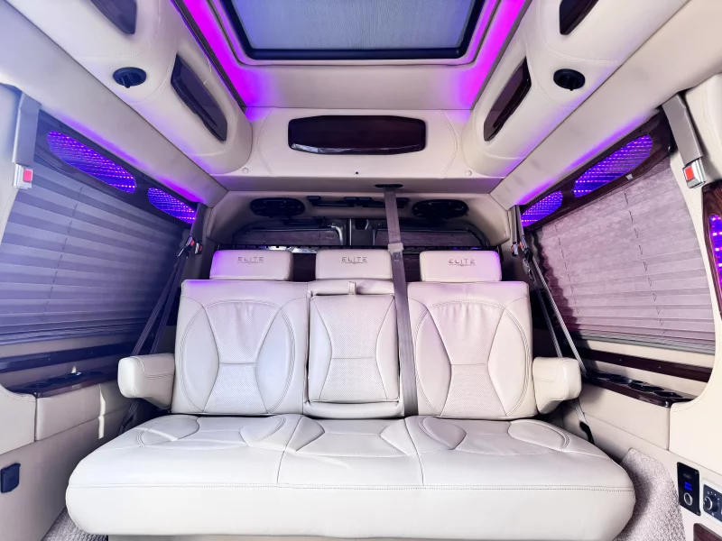 Chevrolet Express Van