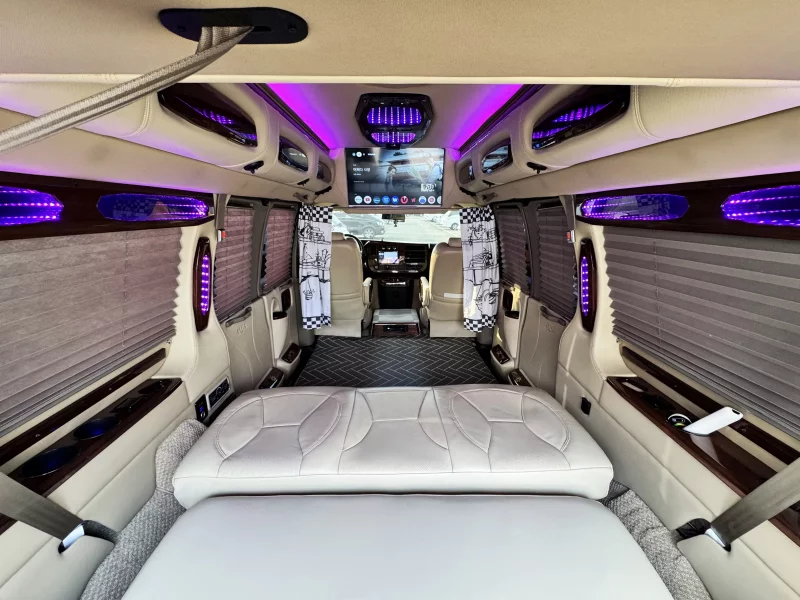 Chevrolet Express Van