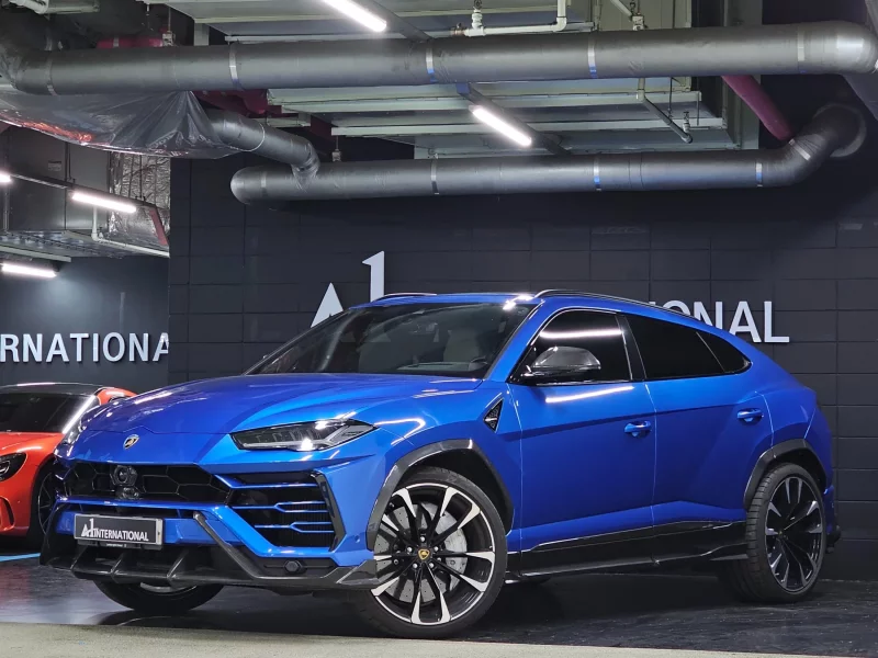 Lamborghini URUS