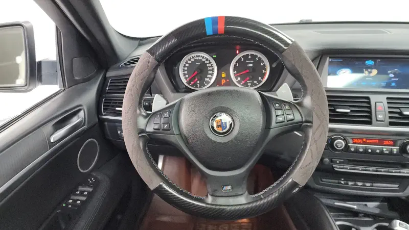 BMW X6M
