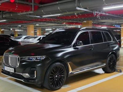 BMW X7