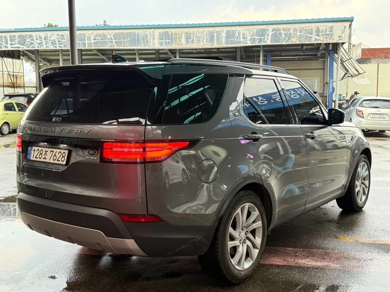 Land Rover DISCOVERY