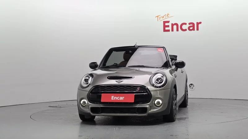 MINI Cooper Convertible