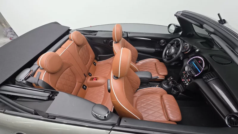 MINI Cooper Convertible