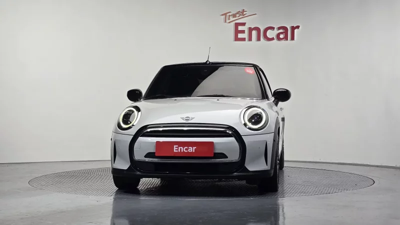 MINI Cooper Convertible