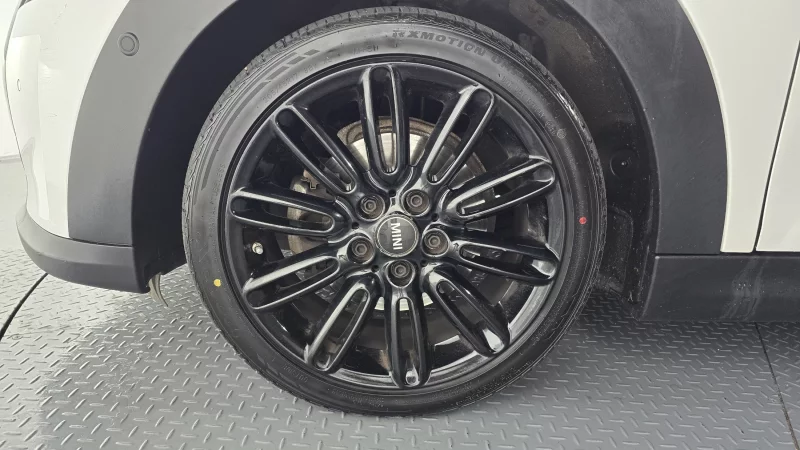 MINI Cooper Convertible