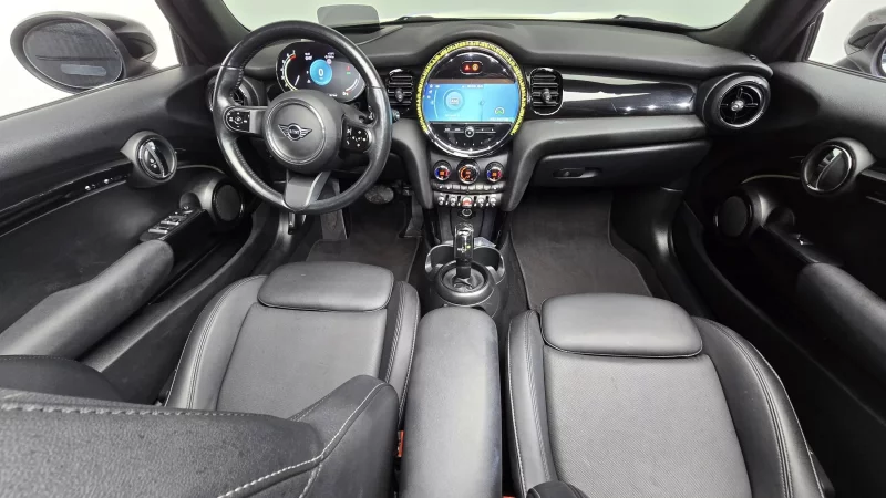 MINI Cooper Convertible