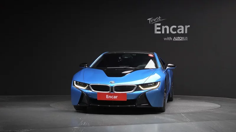 BMW i8