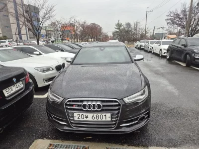 Audi S6