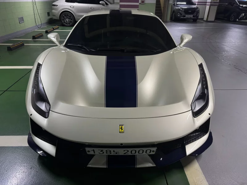 Ferrari 488