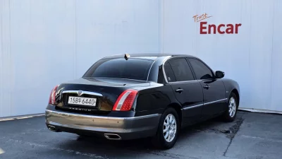 Kia OPIRUS