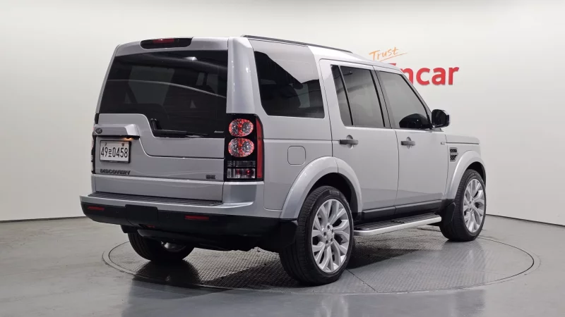 Land Rover DISCOVERY