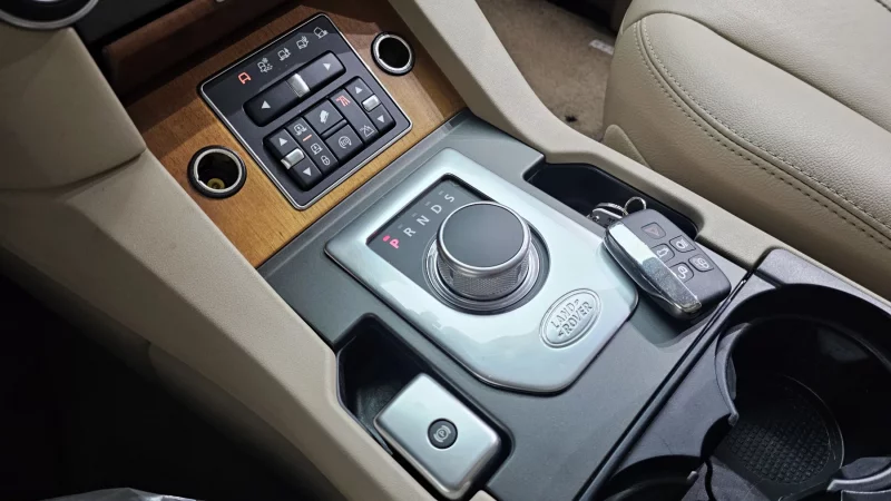 Land Rover DISCOVERY