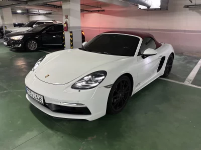 Porsche 718
