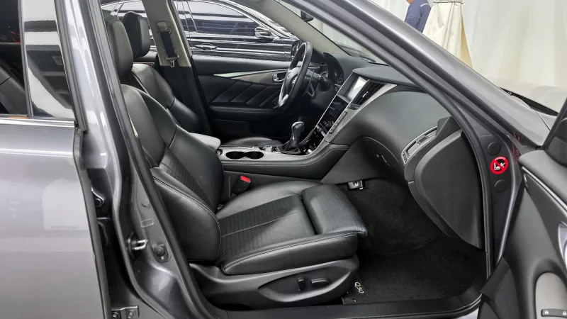Infiniti Q50