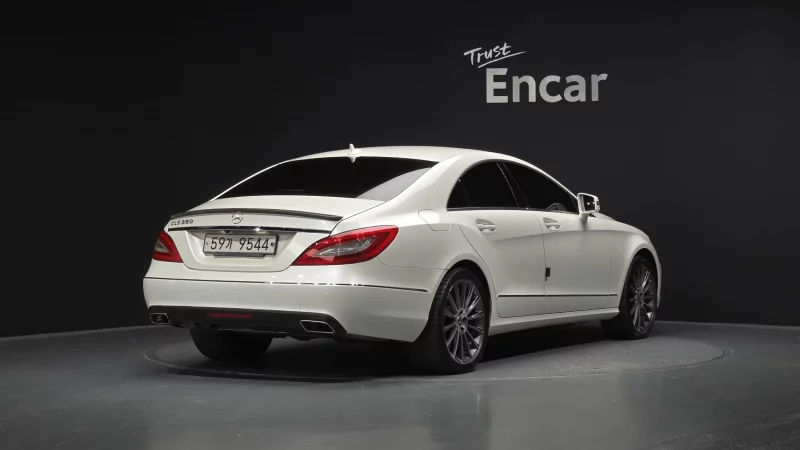 Mercedes-Benz CLS-Class