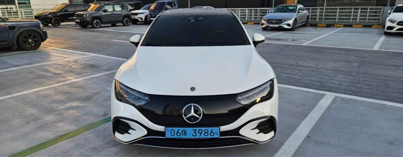 Mercedes-Benz EQE