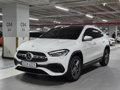 Mercedes-Benz GLA-Class