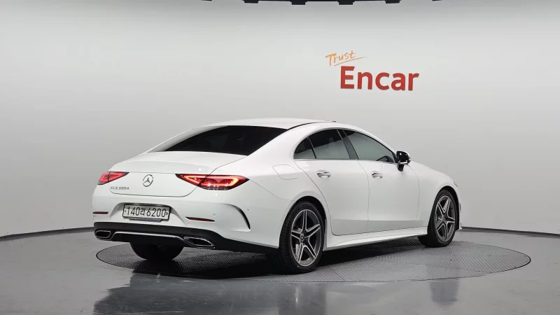 Mercedes-Benz CLS-Class