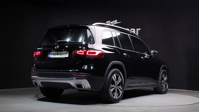 Mercedes-Benz GLB-Class