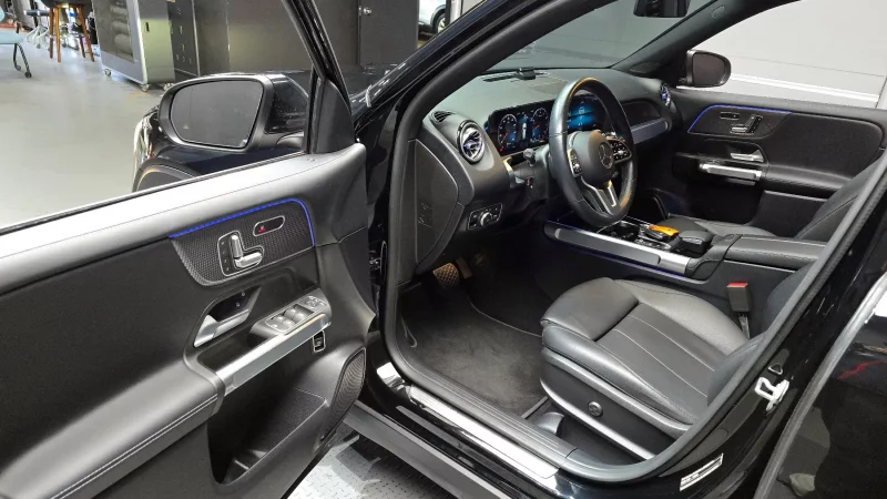 Mercedes-Benz GLB-Class