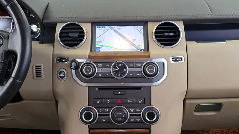 Land Rover DISCOVERY