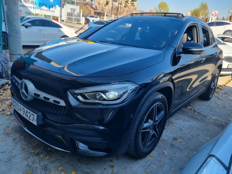 Mercedes-Benz GLA-Class
