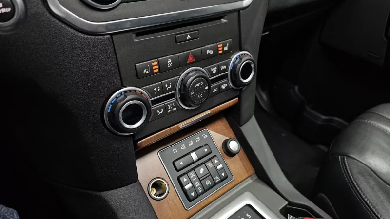 Land Rover DISCOVERY