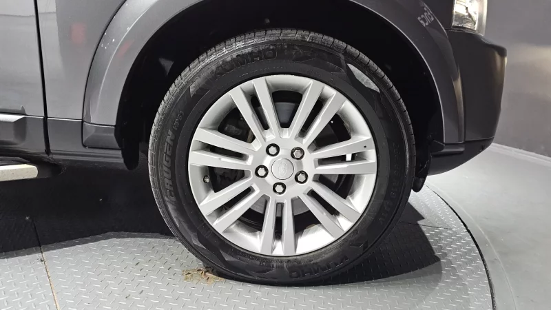 Land Rover DISCOVERY