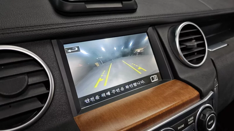 Land Rover DISCOVERY