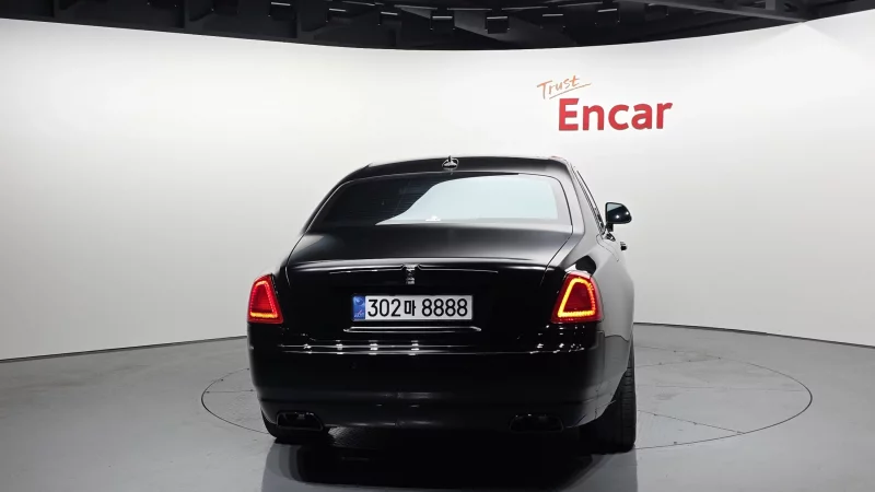 Rolls-Royce GHOST
