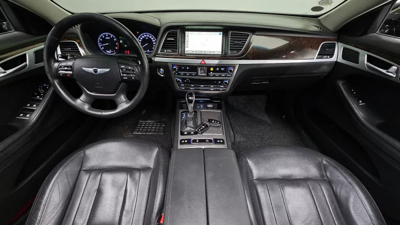 Hyundai Genesis