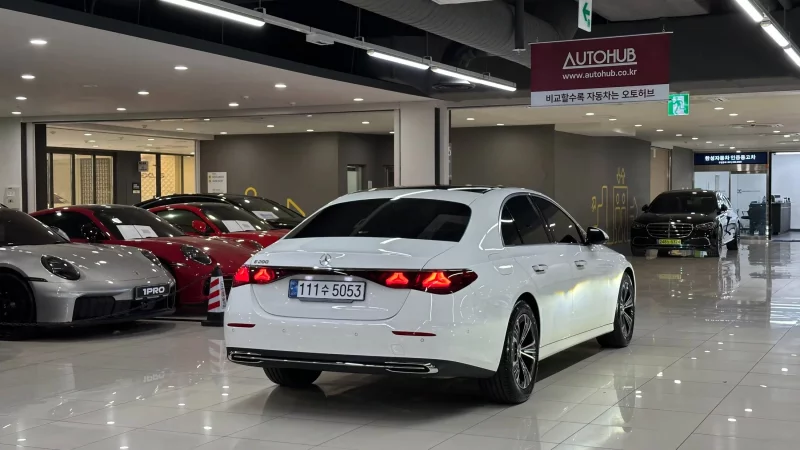 Mercedes-Benz E-Class