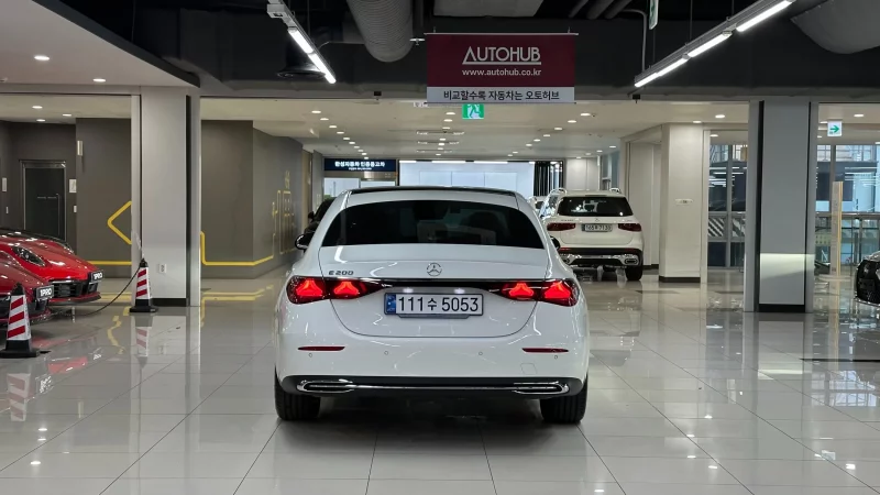 Mercedes-Benz E-Class