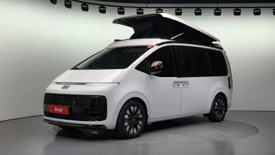 Hyundai Staria