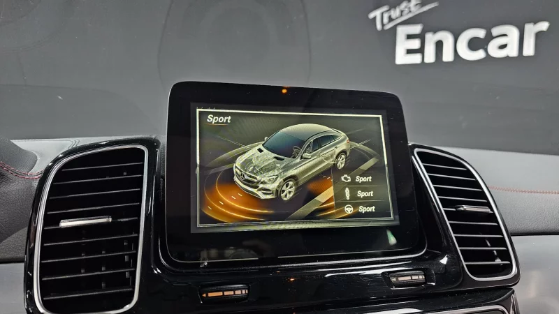 Mercedes-Benz GLE-Class