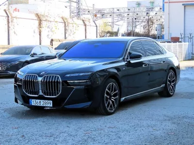 BMW 7-Series