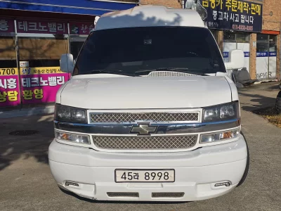 Chevrolet Express Van