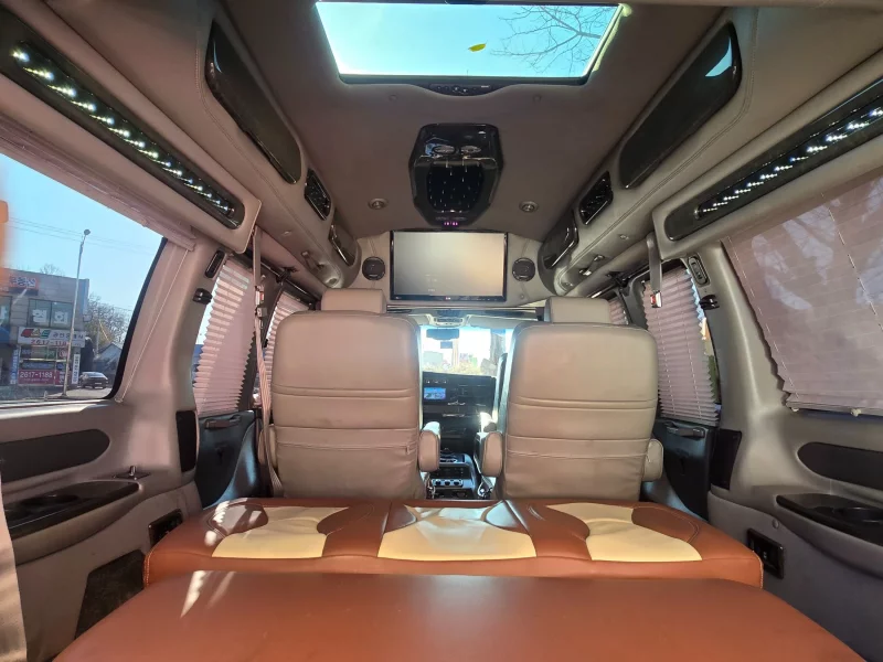 Chevrolet Express Van