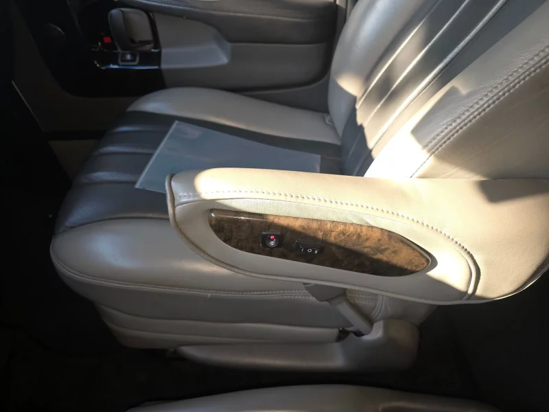 Chevrolet Express Van