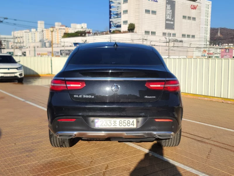 Mercedes-Benz GLE-Class