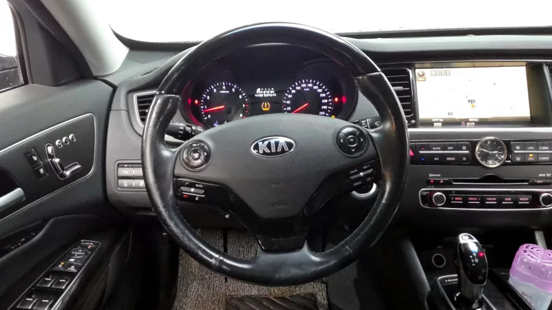 Kia K9