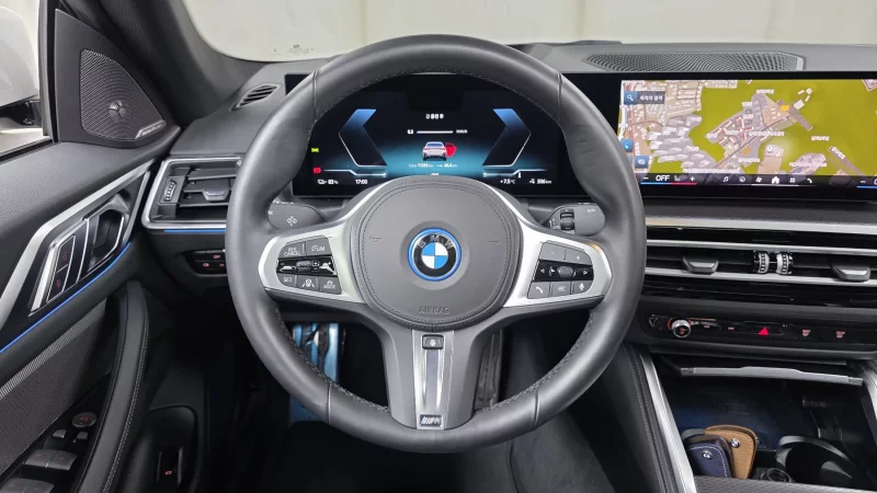 BMW i4