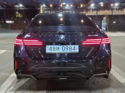 BMW i5