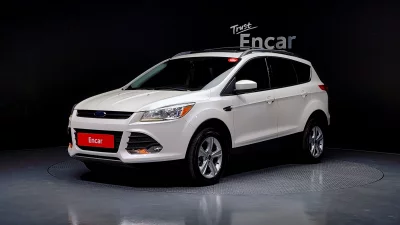 Ford ESCAPE