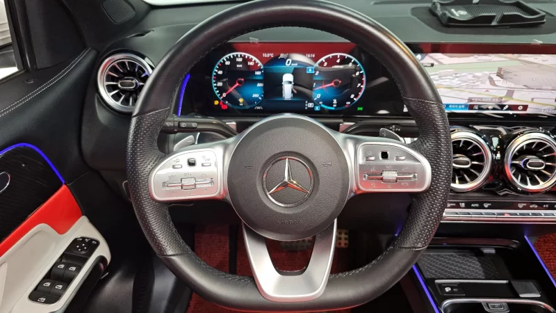 Mercedes-Benz GLB-Class