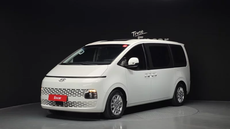 Hyundai Staria