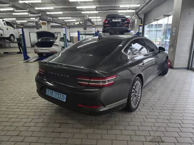 Genesis Electrified G80