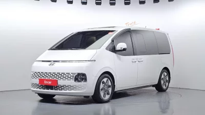 Hyundai Staria