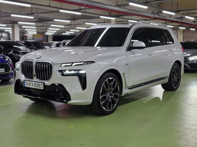 BMW X7